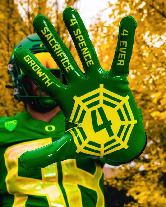 Oregon Ducks tight end Patrick Herbert models the uniform combination for week 13 against Oregon State.